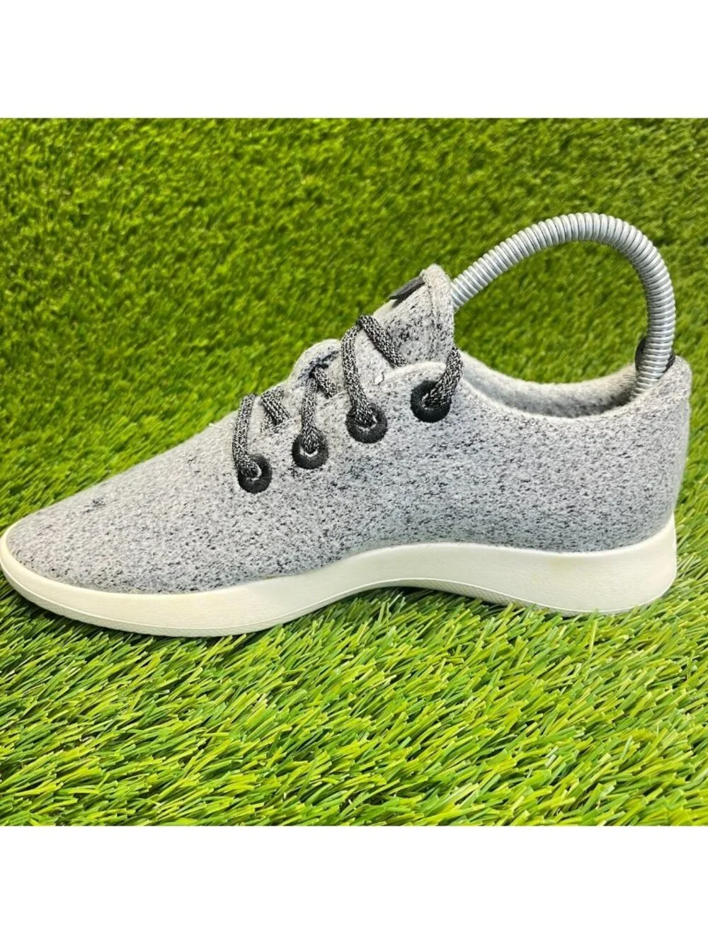 Allbirds Wool Runners Womens Size 7 Gray White Athletic Walking Shoes Sneakers